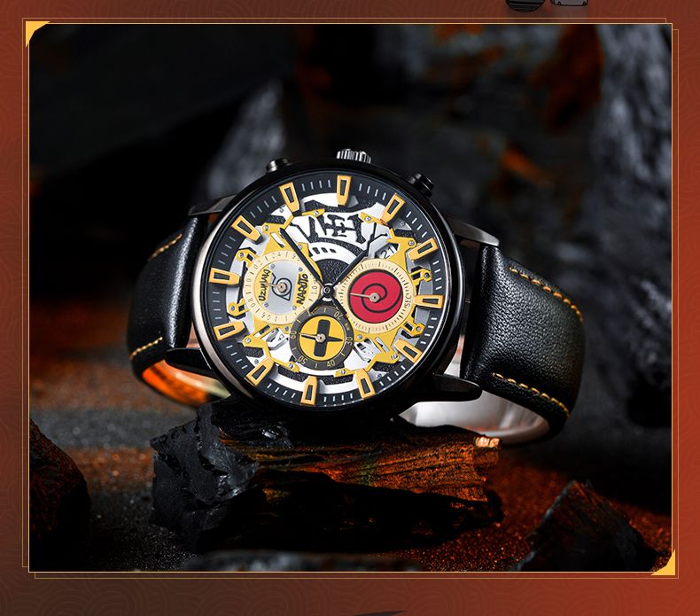 The official Naruto collaboration watch: Anime-themed wristwatch featuring Naruto, Uchiha Sasuke, Itachi, and Kakashi.